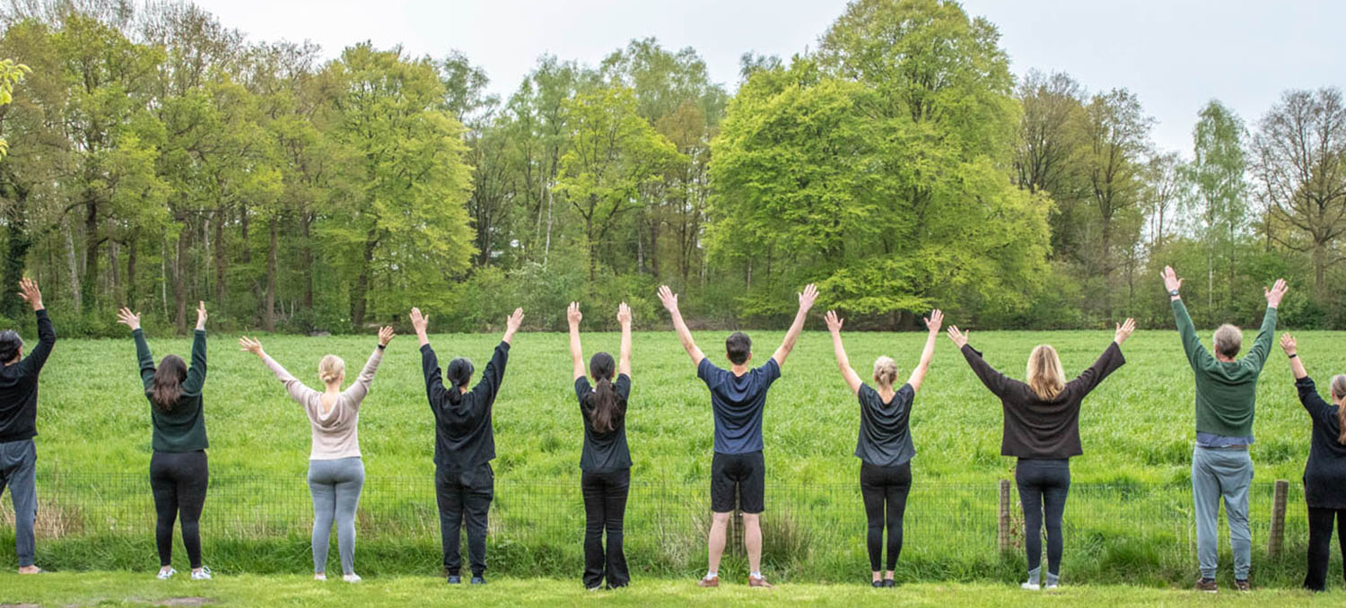 Retreats/trainingen door Gastleraren<br> <p style="font-size:16px; display:block; margin-top:2px;line-height: normal;">Gastdocenten of trainers waar wij een prettige band mee hebben</p>